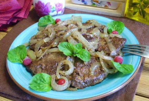 куриная печень жареная с луком