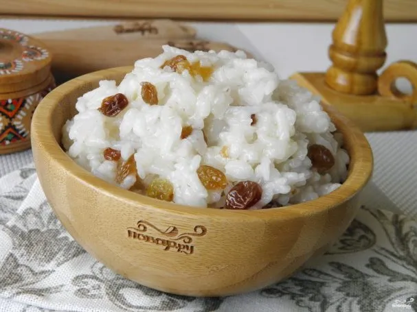 Кутья из риса с изюмом 