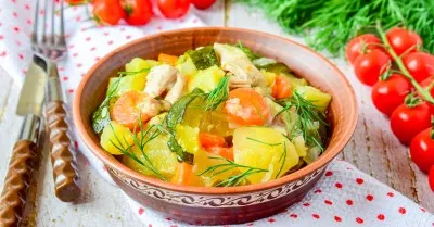 Рагу в мультиварке с курицей