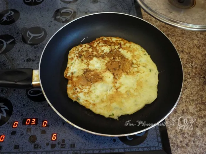 Торт из кабачков с помидорами и сыром - печем тесто с другой стороны